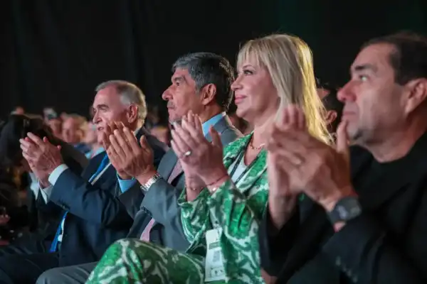 Las relaciones incómodas del peronismo tucumano rumbo al 2027