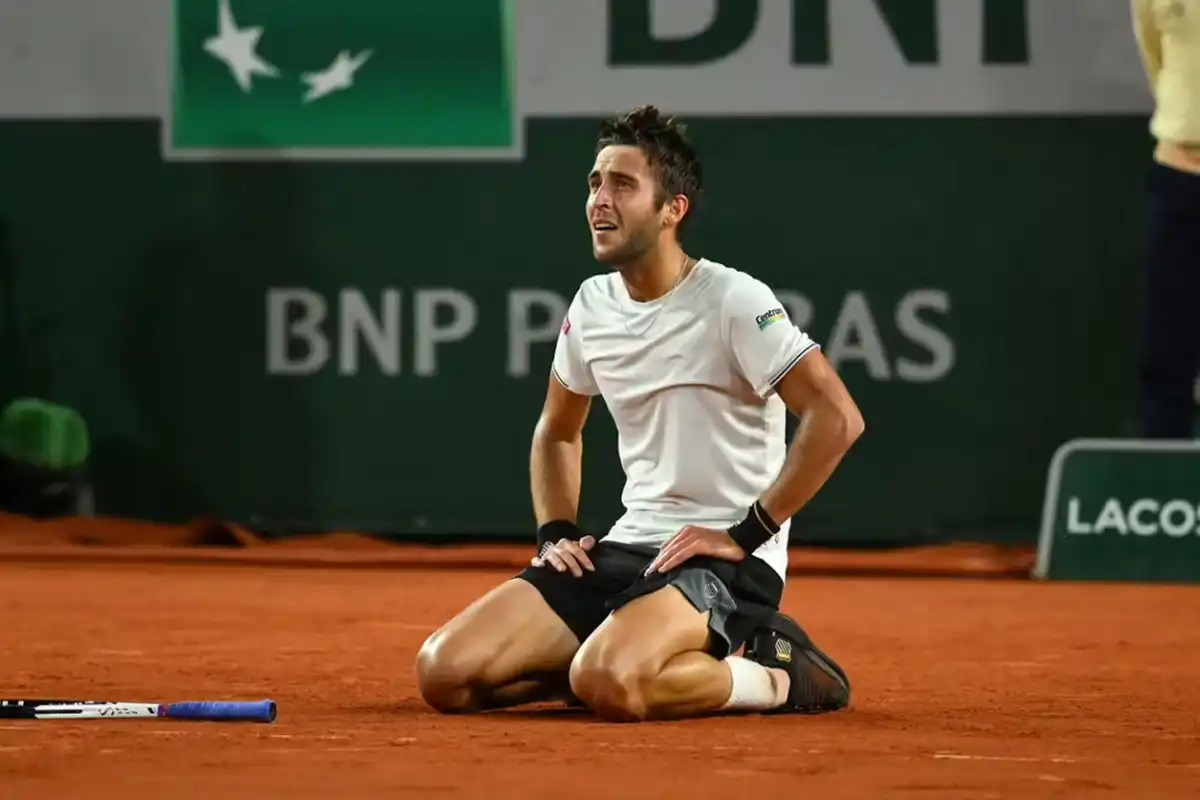 Tomás Etcheverry en Roland Garros de 2023. 