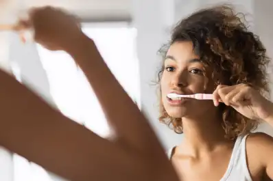 Cepillarse los dientes o lavar la ropa: cómo hacer de la rutina una forma de meditación