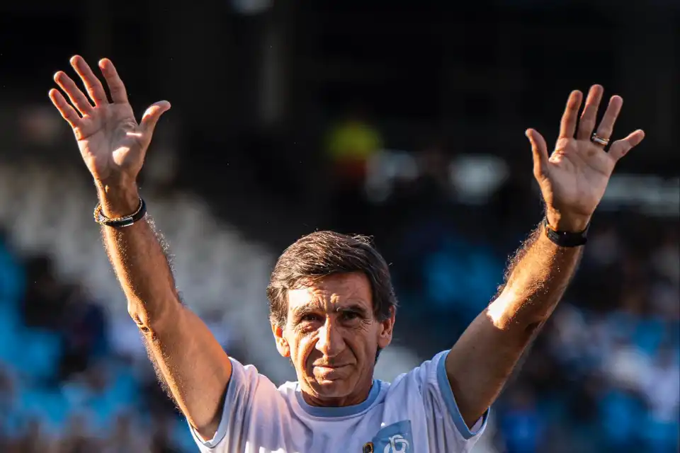 Bombazo en Racing: Diego Milito echó a Gustavo Costas tras la eliminación en la Sudamericana