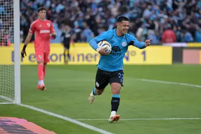 Doblete histórico: mirá los goles de Uvita Fernández para que Belgrano sea campeón del Apertura