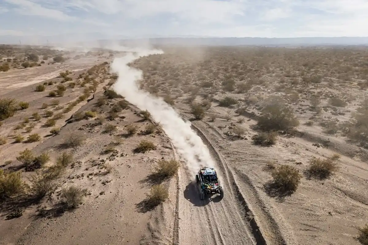 EXIGENTE. El Desafío Ruta 40 recorre 2993 kilómetros a lo largo del desierto cuyano. Hoy se disputará la etapa 2, entre San Juan y San Rafael.