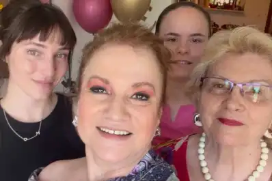 Cumpleaños en Madrid y regalo especial: así celebró Lucía Galán sus 65 años