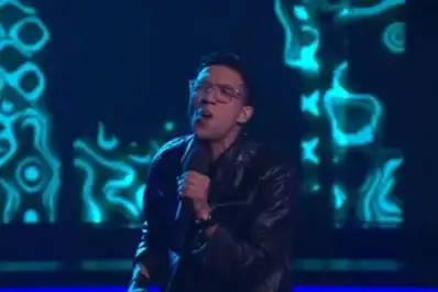 Un ex participante de La Voz Argentina acusó a Luck Ra de incumplir una promesa