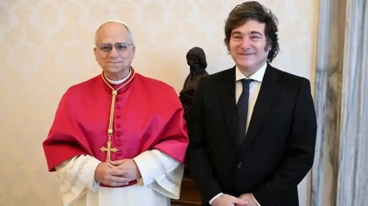 Javier Milei y el Papa León XIV, durante un encuentro en el Vaticano.