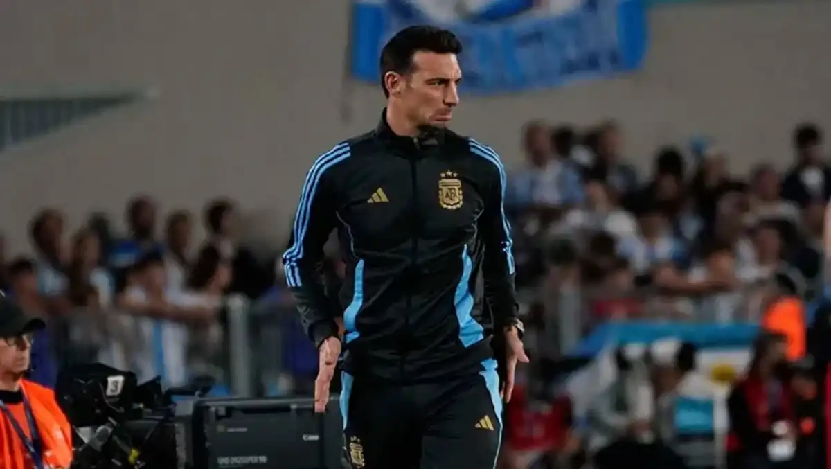 NUEVA GENERACIÓN. Lionel Scaloni convocará a jóvenes del fútbol local para completar el plantel que se entrenará en los amistosos previos al inicio del Mundial.