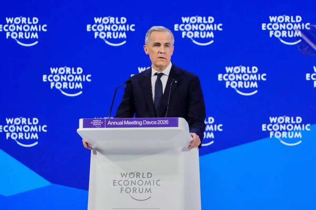 PRIMERA SEÑAL. El canadiense Mark Carney en su discurso en Davos.