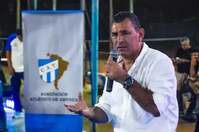 Leito dio detalles sobre el mercado de pases, el predio de San Andrés y el regreso del Bebe Acosta