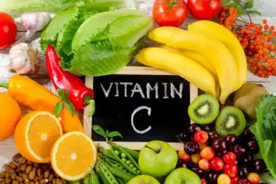 El mito de las megadosis de vitamina C para curar el dengue: qué dice la ciencia frente a la naturopatía