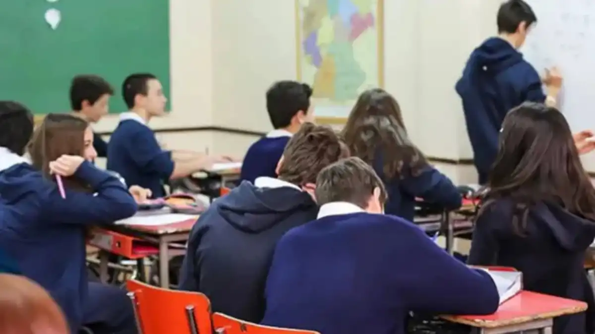 ¿Cuáles son los problemas que enfrenta la escuela secundaria?