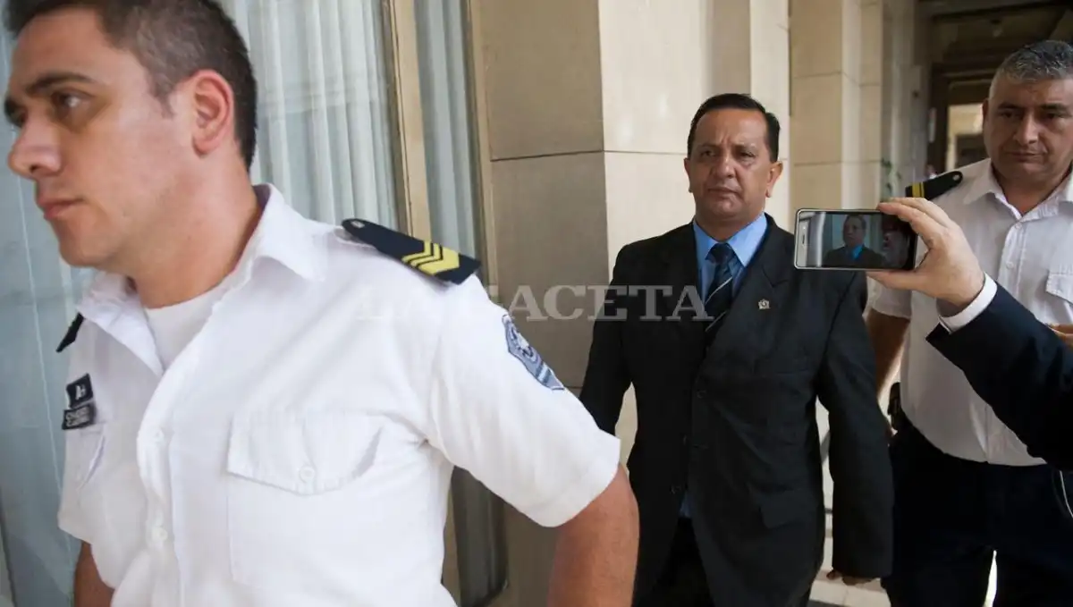 El policía Díaz, cuando fue detenido durante el juicio realizado en 2018.