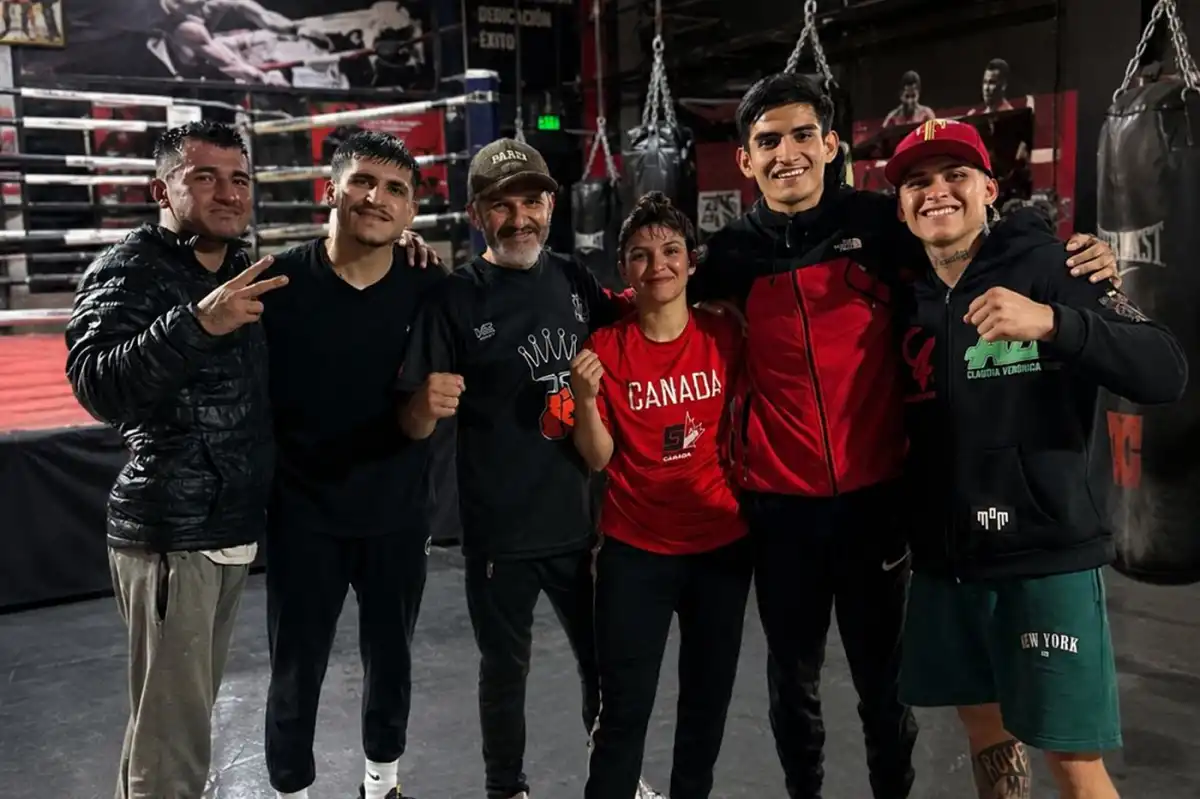APOYO FAMILIAR. Diego Ruiz entrena junto a toda su familia.