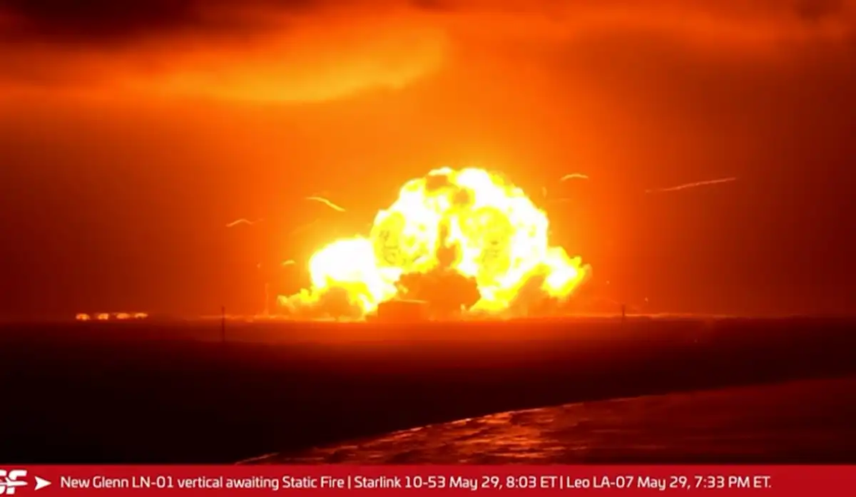El cohete New Glenn de Blue Origin explota durante una prueba en Florida el jueves © NASASpaceflight