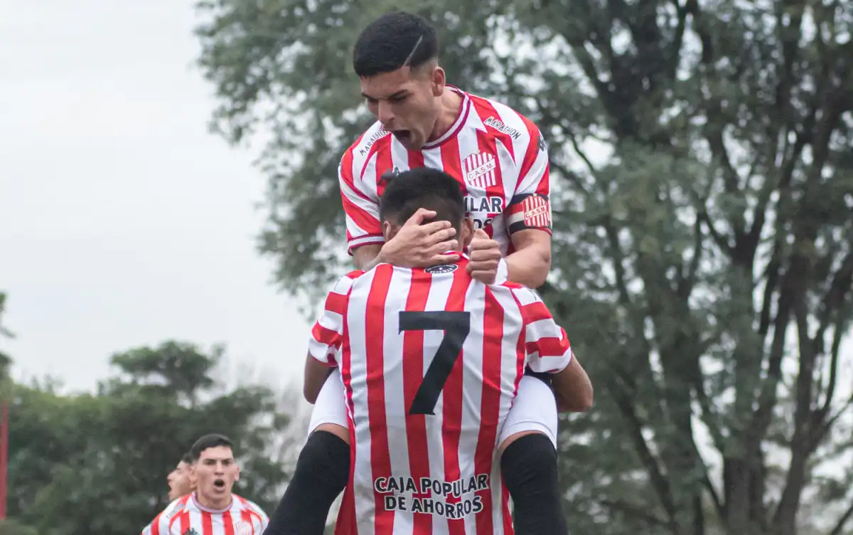 San Martín se quedó con el clásico ante Atlético, mantuvo el invicto y es único líder de la Liga Tucumana