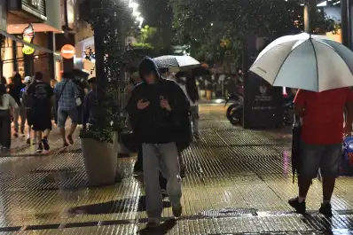 ¿Vuelven las lluvias? Qué dice el pronóstico del tiempo para el fin de semana