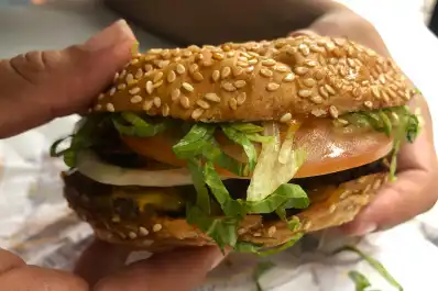 Una hamburguesa argentina está entre las mejores del mundo, según una prestigiosa revista