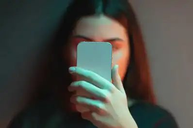 Qué dice la piscología de las personas que no participan en chats grupales