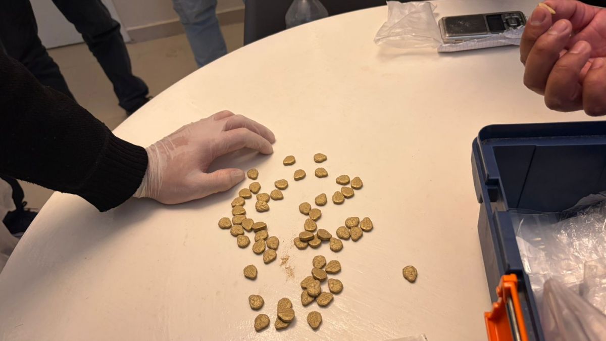 Secuestraron éxtasis, LSD, ketamina y tusi en pleno centro de Tucumán