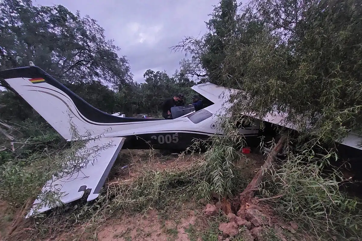 PRUEBA. En el chaco-salteño se precipitó la avioneta, pero no encontraron la droga.