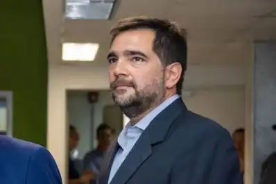 La lupa en el ex titular de Arsat