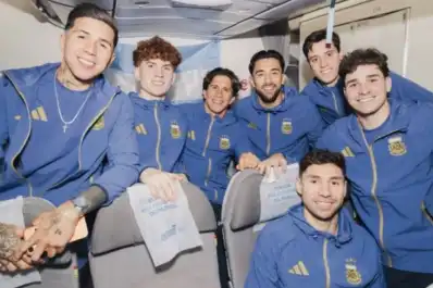Primer paso hacia la gloria: la Selección ya está en Estados Unidos