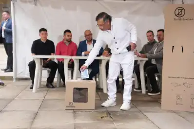 Colombia vota a su próximo presidente entre continuidad y cambio de rumbo político