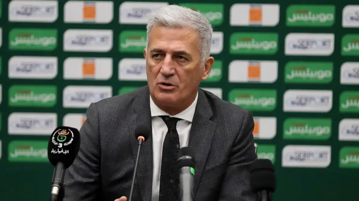 QUEJA SUTIL. Vladimir Petkovic criticó a la prensa local por sólo centrar la atención en el duelo con la selección argentina.