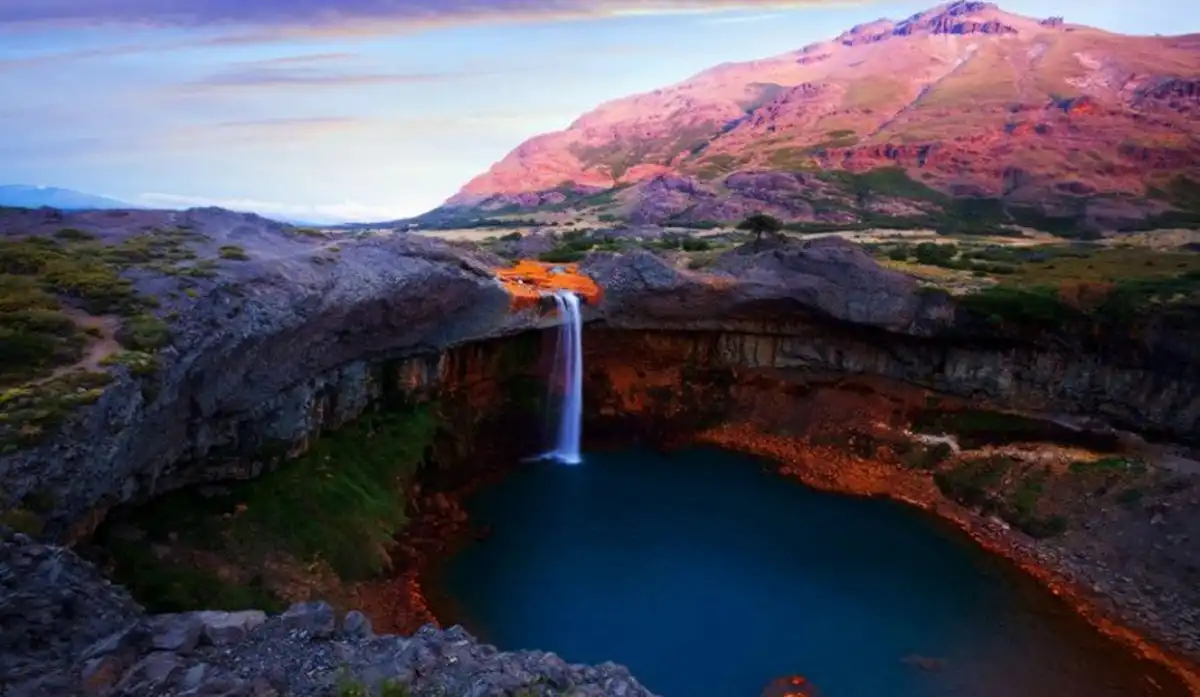 Salto del Agrio, de los paisajes más impresionantes del sur argentino. 