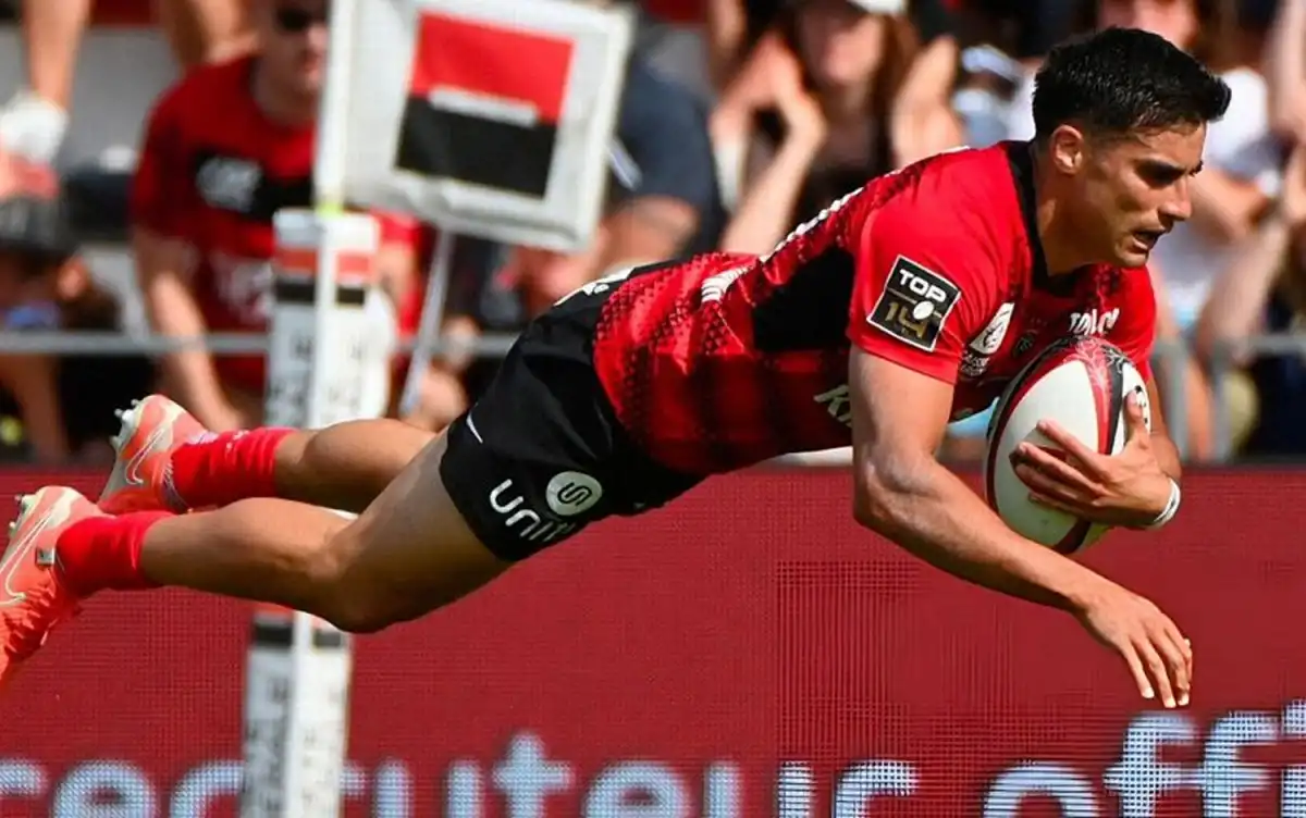 GRAN RENDIMIENTO. Tomás Albornoz apoyó dos tries en la última fecha del Top 14.