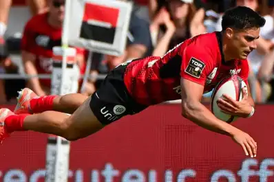 Tomás Albornoz brilló con un doblete en Toulon, pero su equipo se quedó sin playoffs