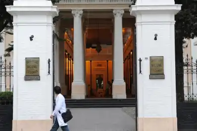 Elección de rector: los cuatro escenarios que analiza la UNT mientras espera el fallo de la Cámara Federal